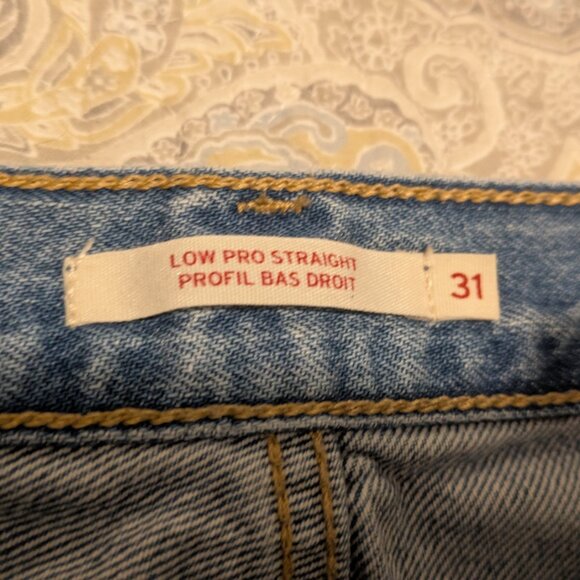 Levi's Low Pro Straight Size 31x32 - Picture 2 of 7